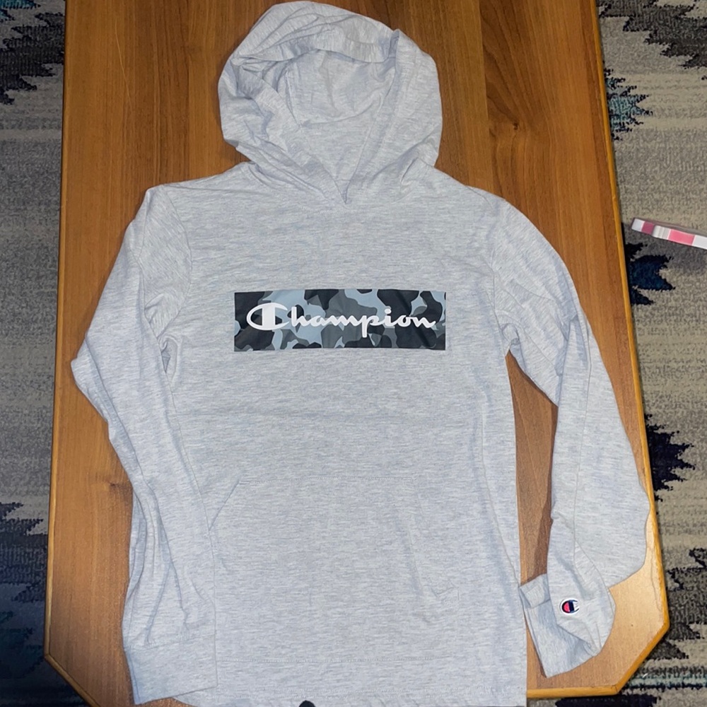 Boys XL gray Champion Hoodie long sleeved shirt